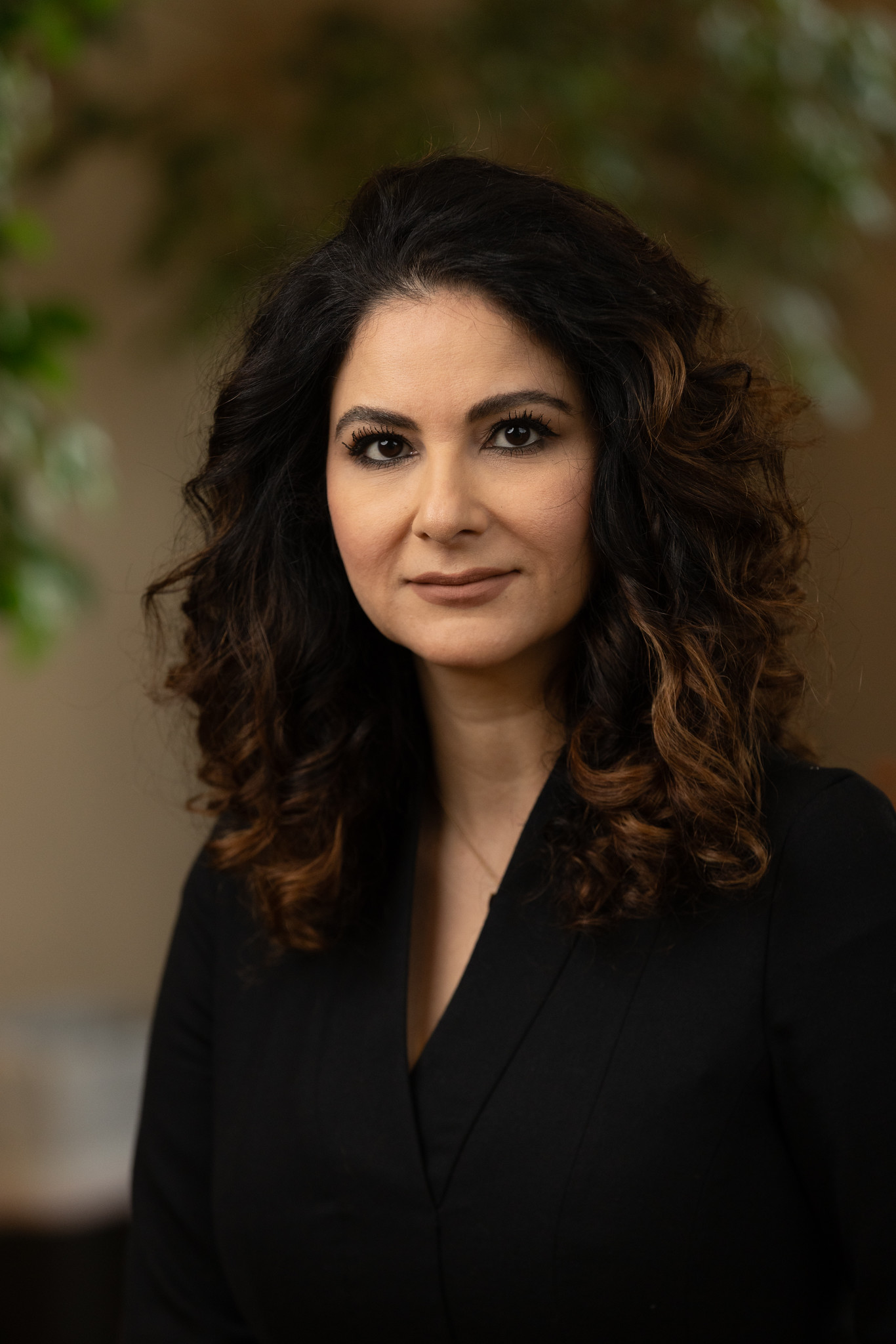 Dr. Leila Bostan Shirin